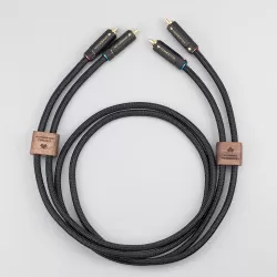 Межблочный аналоговый кабель премиум-класса Kennerton RCA – RCA Pura (1м)