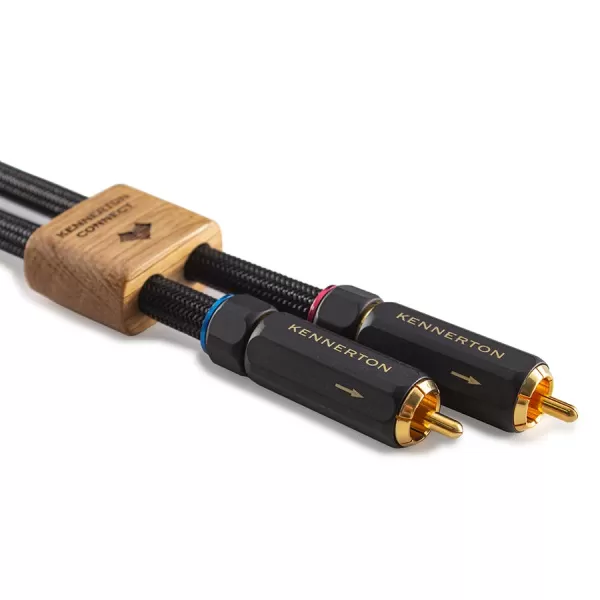 Межблочный аналоговый кабель премиум-класса Kennerton RCA – RCA Pura (1м)