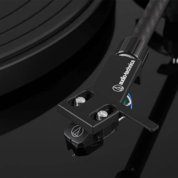 Проигрыватель виниловых пластинок Audio-Technica AT-LPW50PB Black
