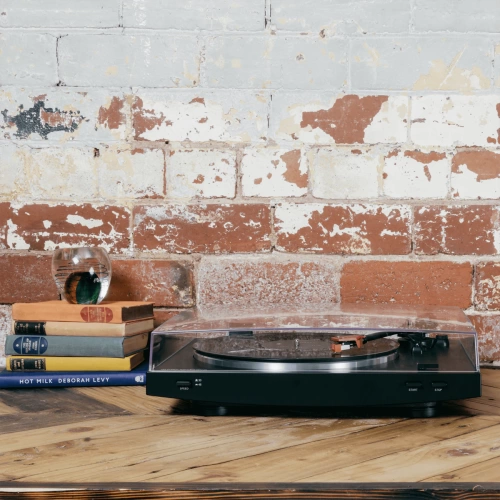 Проигрыватель виниловых пластинок Audio-Technica AT-LP3 Black