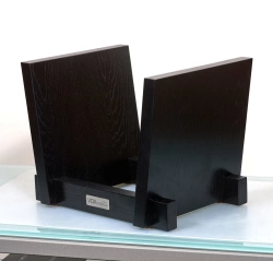 Стойка под виниловые пластинки VOXmodule VINYL STAND 01 American Walnut