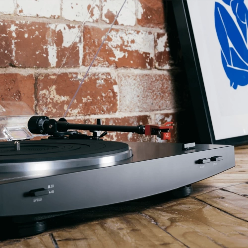 Проигрыватель виниловых пластинок Audio-Technica AT-LP3 Black